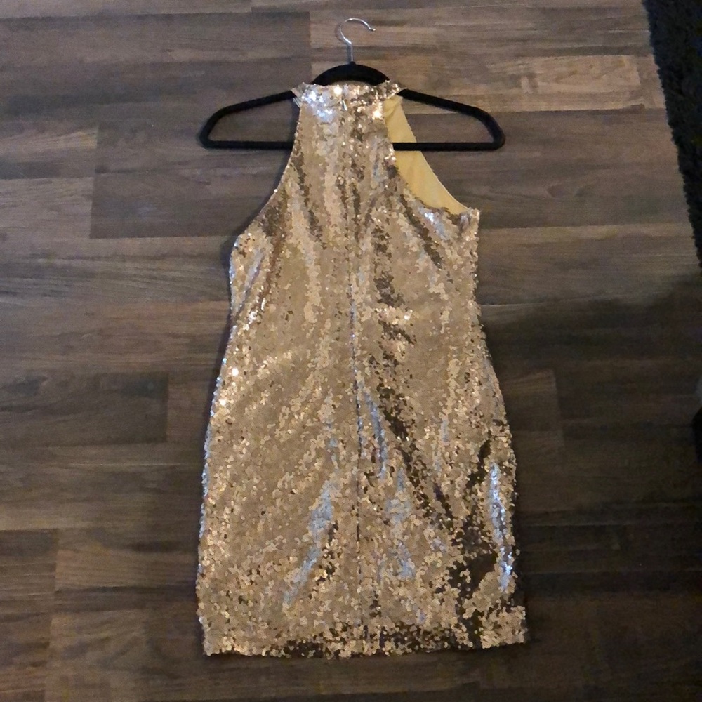 Gold, sequenced mini dress - Picture 2 of 3